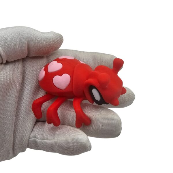 Czerwony Żuk z Sercem | Zwierzak sonco.pl